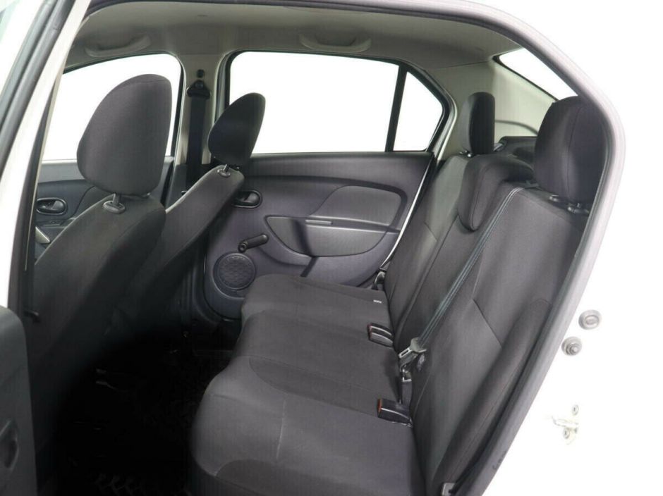 Renault Logan 1.6 АКПП, 2019, 57 000 км фото 8