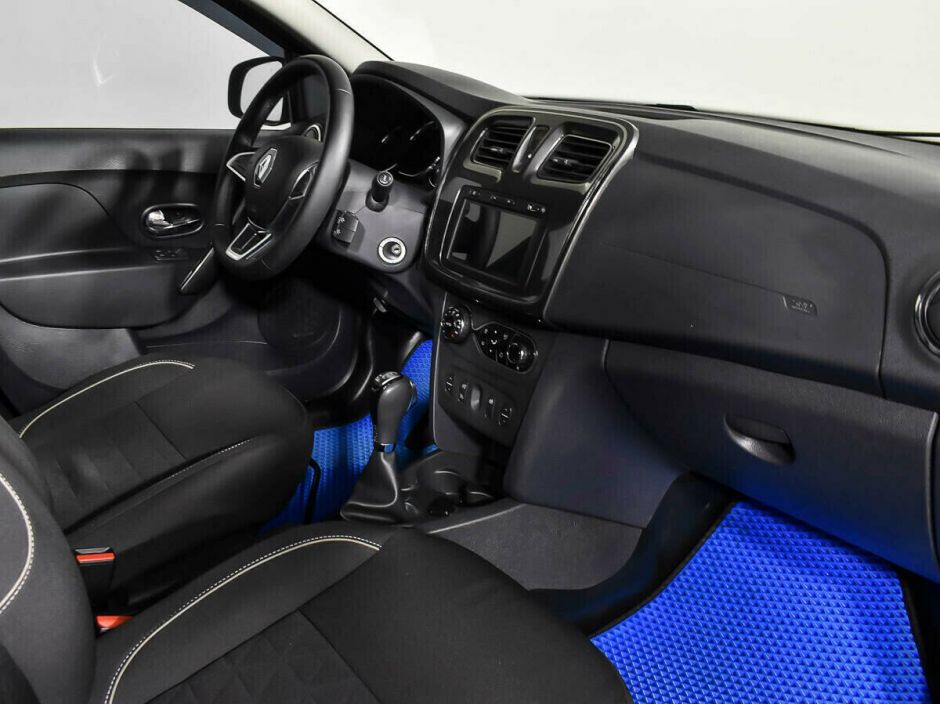 Renault Logan 1.6 АКПП, 2019, 50 000 км фото 7