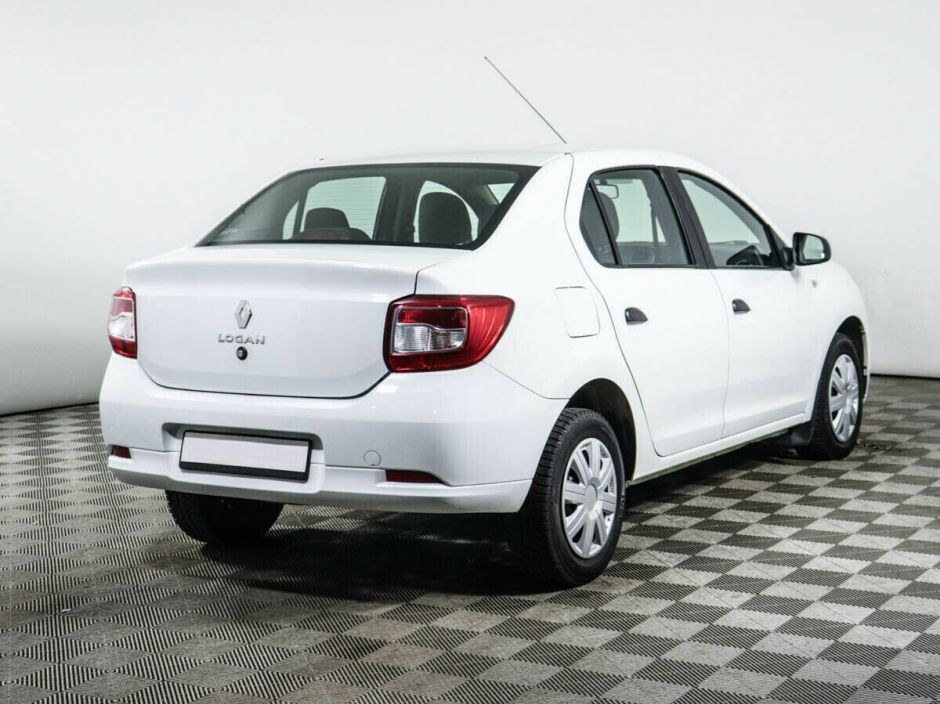 Renault Logan 1.6 МКПП, 2018, 70 000 км фото 3