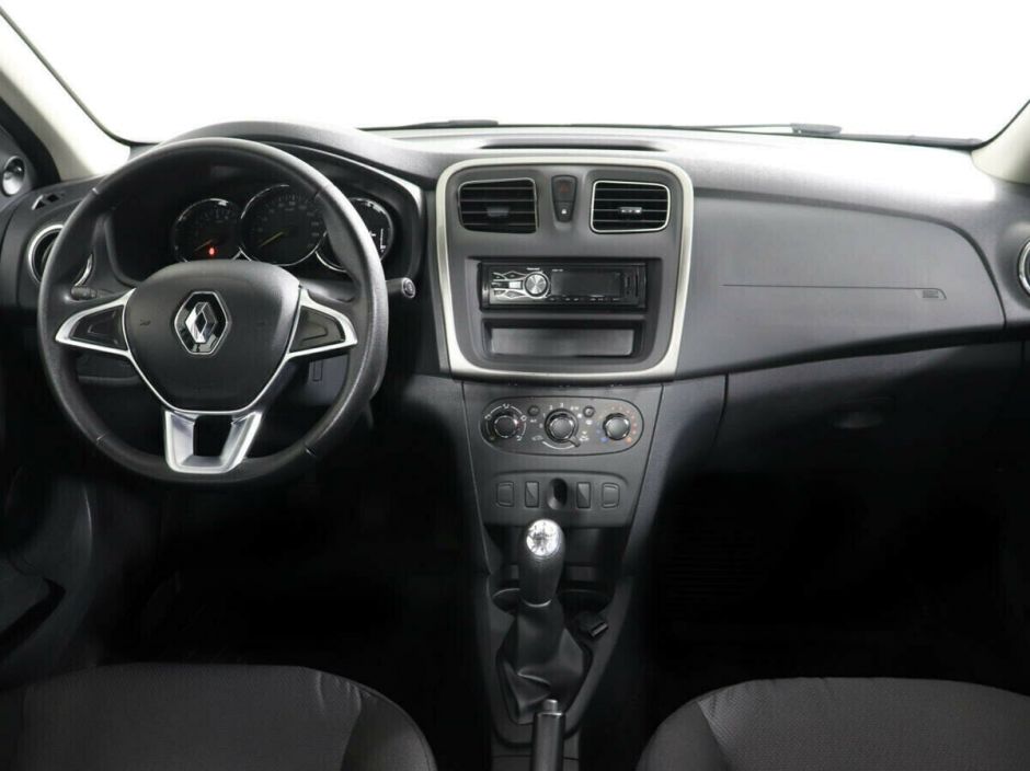 Renault Logan 1.6 МКПП, 2018, 70 000 км фото 5