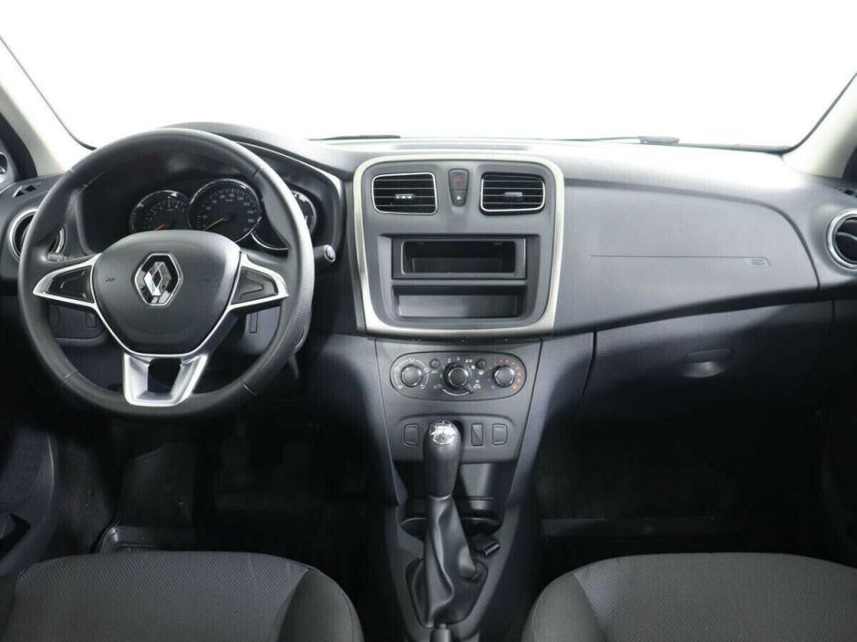 Renault Logan 1.6 МКПП, 2019, 62 000 км фото 5