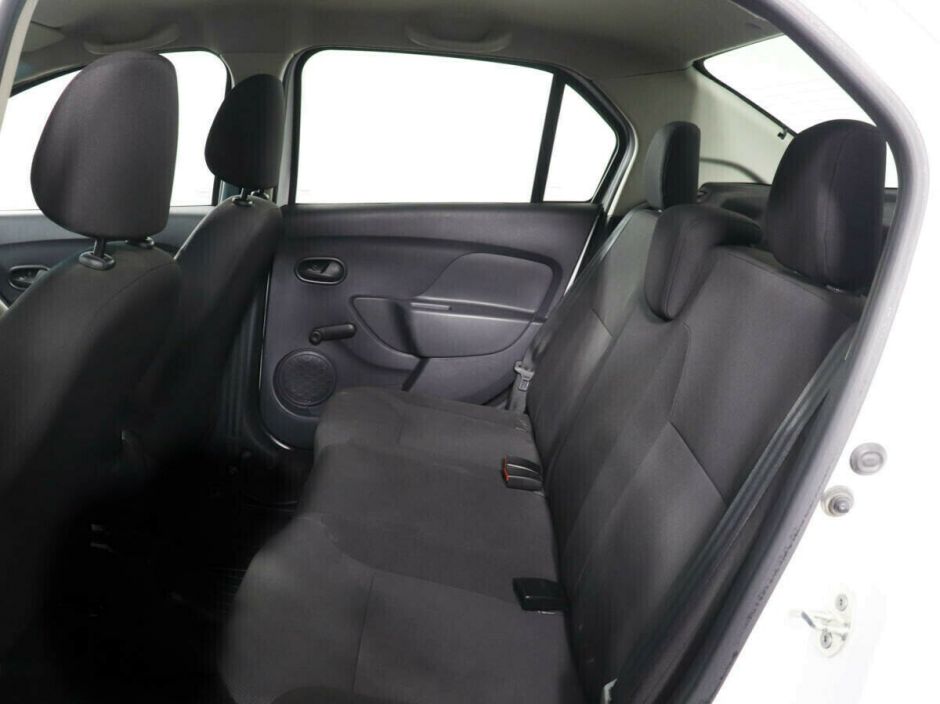 Renault Logan 1.6 МКПП, 2020, 36 000 км фото 8