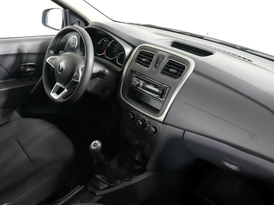 Renault Logan 1.6 МКПП, 2021, 26 000 км фото 5