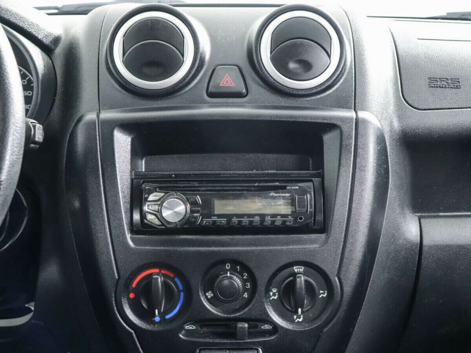 LADA (ВАЗ) Granta 1.6 АКПП, 2016, 92 000 км фото 8