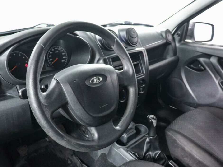 LADA (ВАЗ) Granta 1.6 МКПП, 2014, 111 000 км фото 5