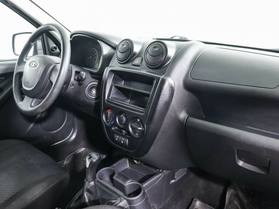 LADA (ВАЗ) Granta 1.6 МКПП, 2014, 111 000 км фото 6