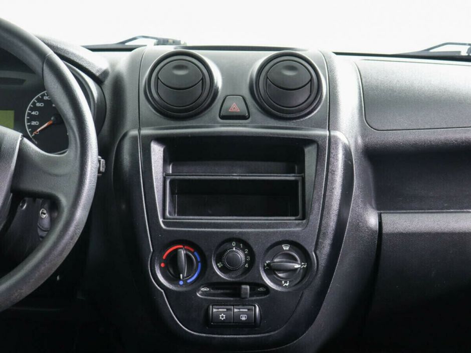 LADA (ВАЗ) Granta 1.6 МКПП, 2014, 111 000 км фото 8