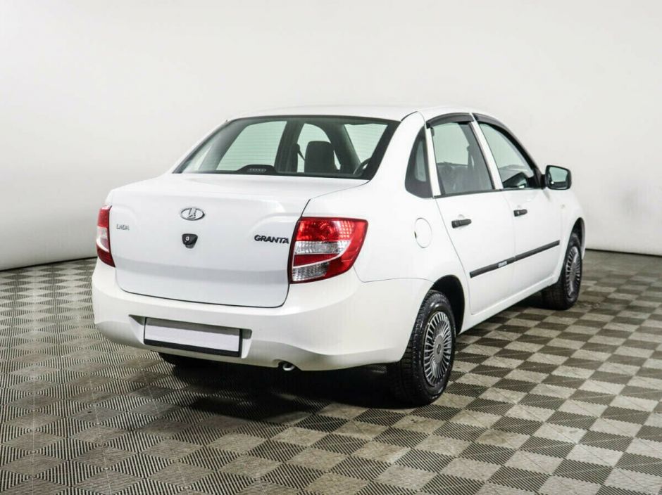 LADA (ВАЗ) Granta 1.6 МКПП, 2017, 86 000 км фото 3