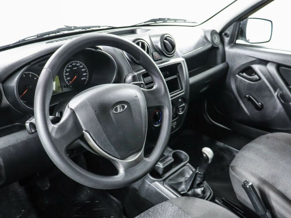 LADA (ВАЗ) Granta 1.6 МКПП, 2017, 86 000 км фото 5