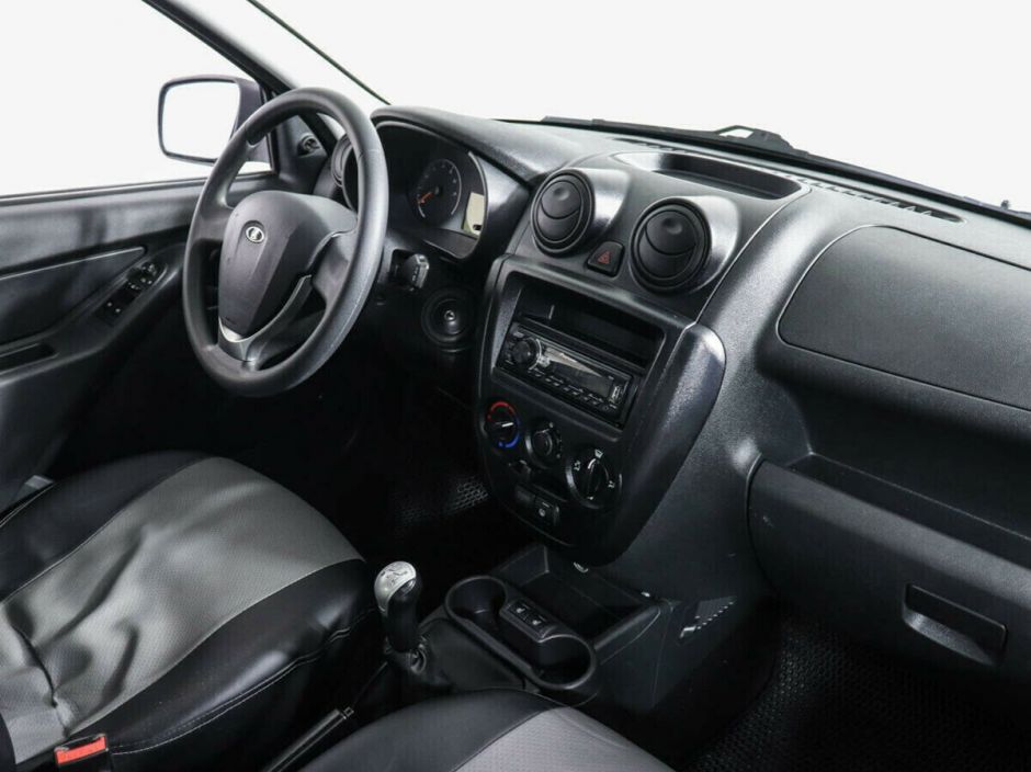 LADA (ВАЗ) Granta 1.6 МКПП, 2018, 66 000 км фото 7