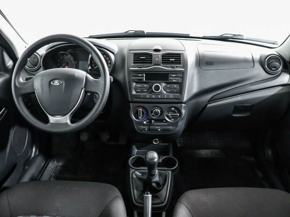 LADA (ВАЗ) Granta 1.6 МКПП, 2018, 73 000 км фото 6