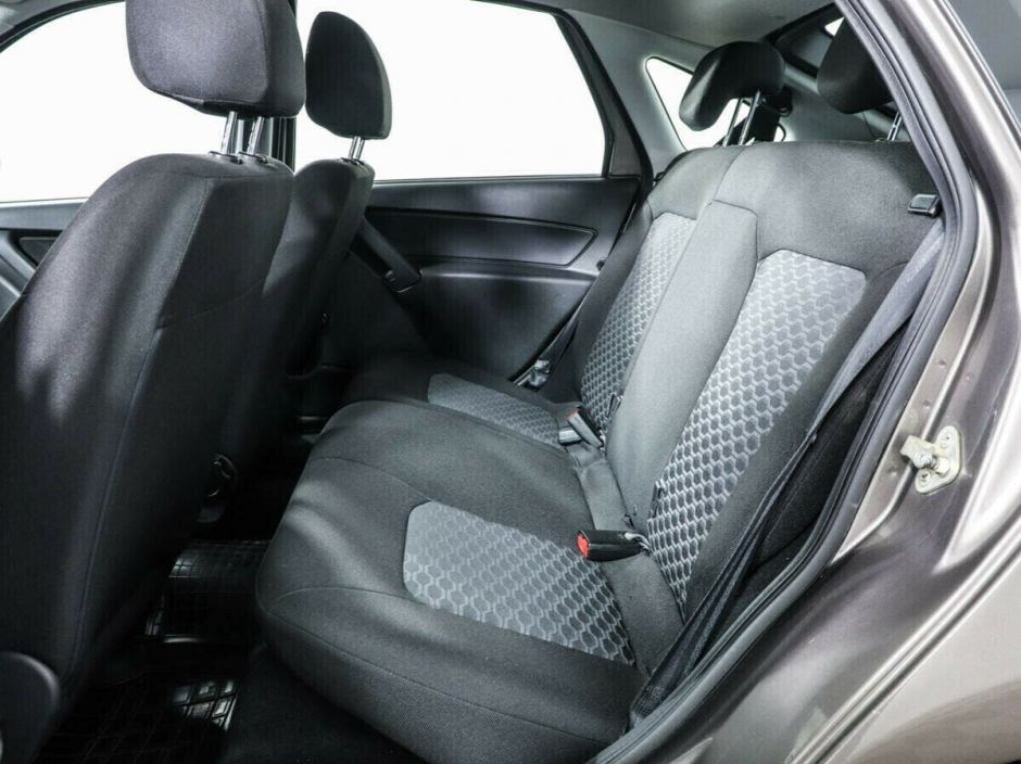 LADA (ВАЗ) Granta 1.6 МКПП, 2018, 73 000 км фото 9