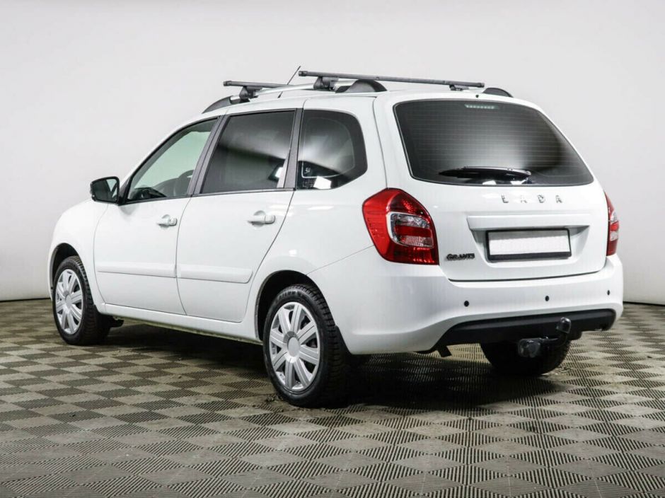 LADA (ВАЗ) Granta 1.6 МКПП, 2019, 51 000 км фото 4