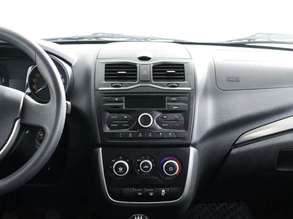 LADA (ВАЗ) Granta 1.6 МКПП, 2019, 51 000 км фото 8