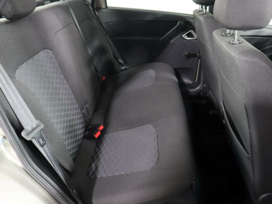 LADA (ВАЗ) Granta 1.6 МКПП, 2020, 42 000 км фото 9