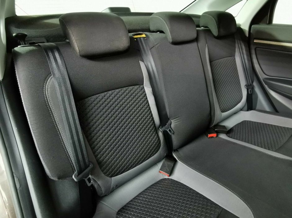 LADA (ВАЗ) Vesta 1.6 МКПП, 2016, 85 000 км фото 11