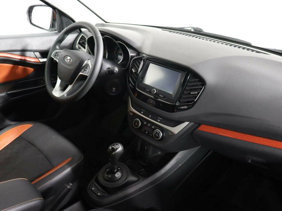 LADA (ВАЗ) Vesta 1.8 РКПП, 2018, 72 000 км фото 7