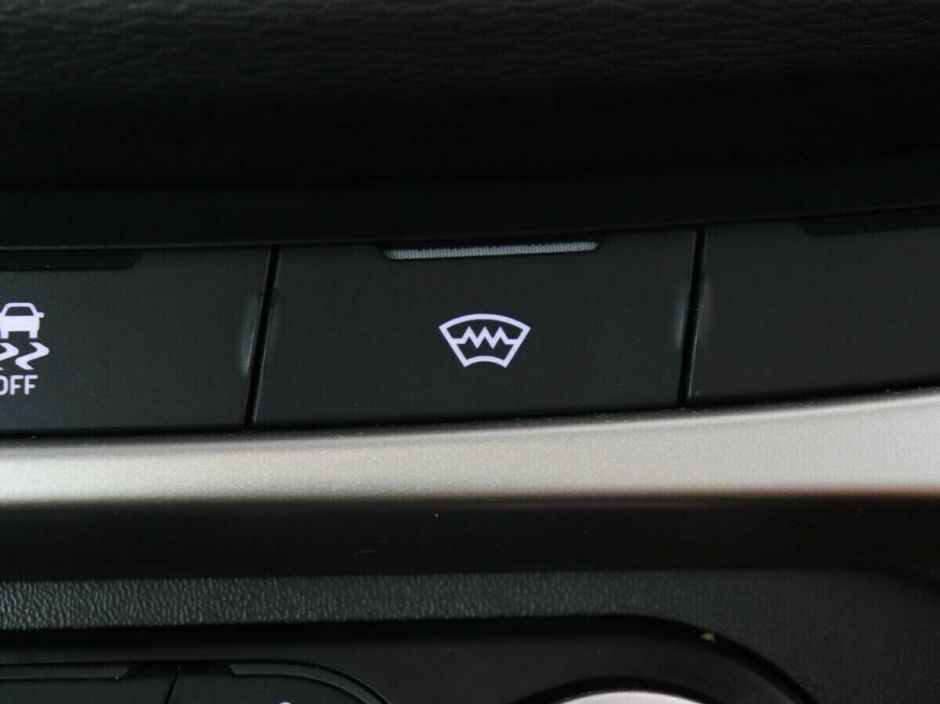 LADA (ВАЗ) Vesta 1.8 РКПП, 2018, 72 000 км фото 10