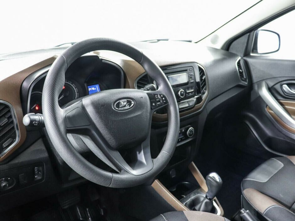 LADA (ВАЗ) XRAY 1.8 РКПП, 2017, 77 000 км фото 5