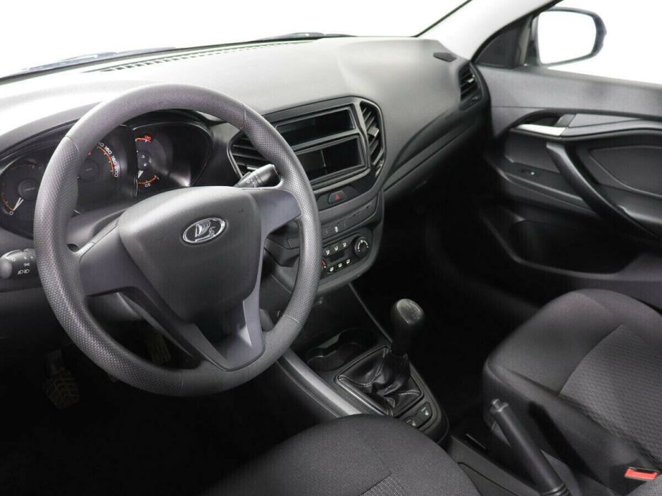 LADA (ВАЗ) Vesta 1.6 МКПП, 2019, 56 000 км фото 5