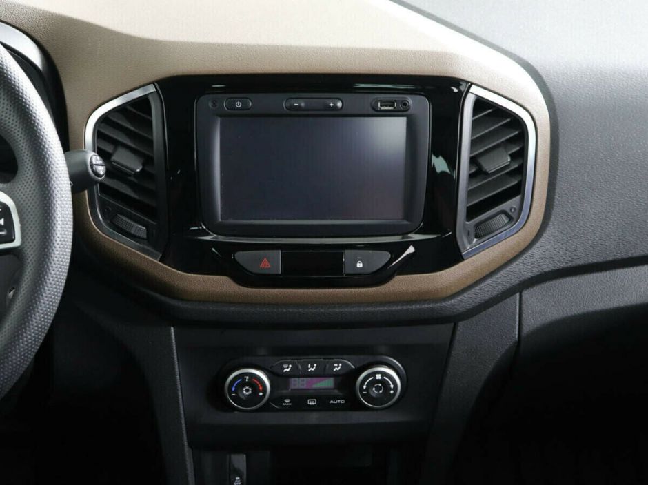 LADA (ВАЗ) XRAY 1.8 РКПП, 2019, 62 000 км фото 8