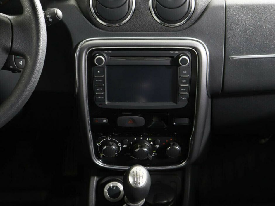 Renault Duster 2.0 МКПП, 2014, 118 000 км фото 6