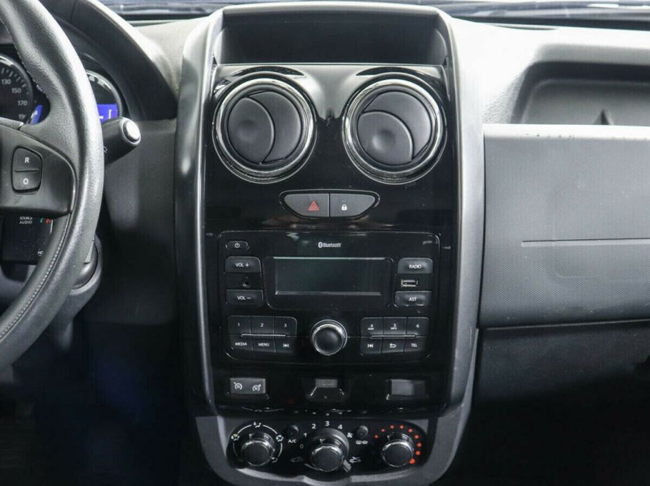 Renault Duster 2.0 МКПП, 2017, 81 000 км фото 8