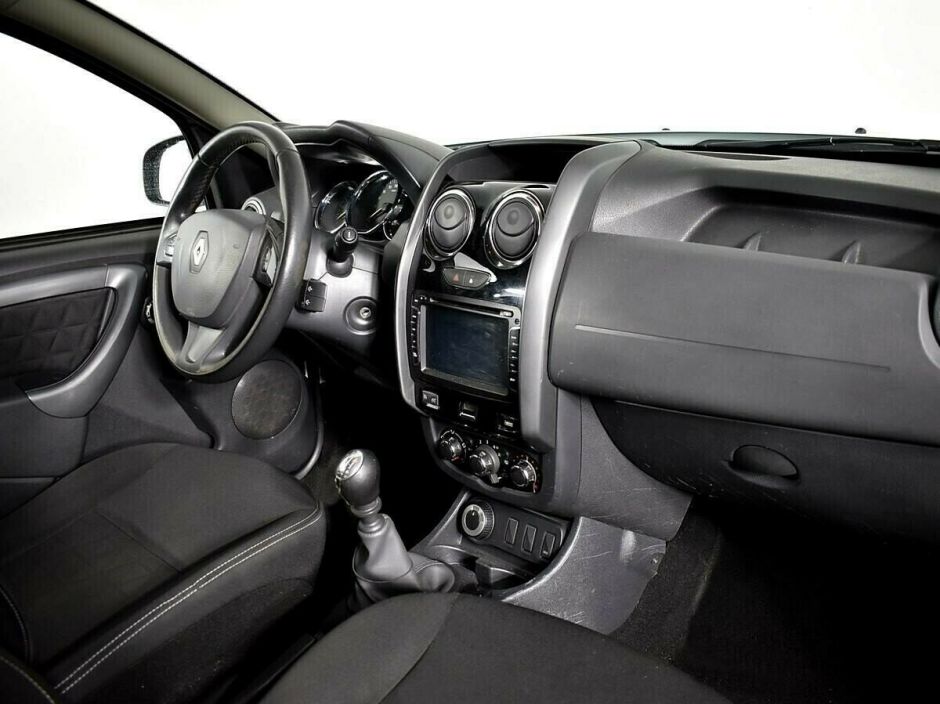 Renault Duster 1.5 МКПП, 2019, 57 000 км фото 5