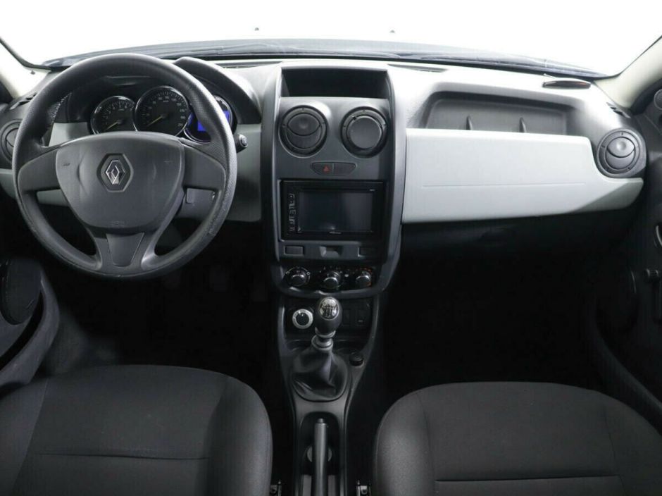 Renault Duster 1.6 МКПП, 2018, 61 000 км фото 6