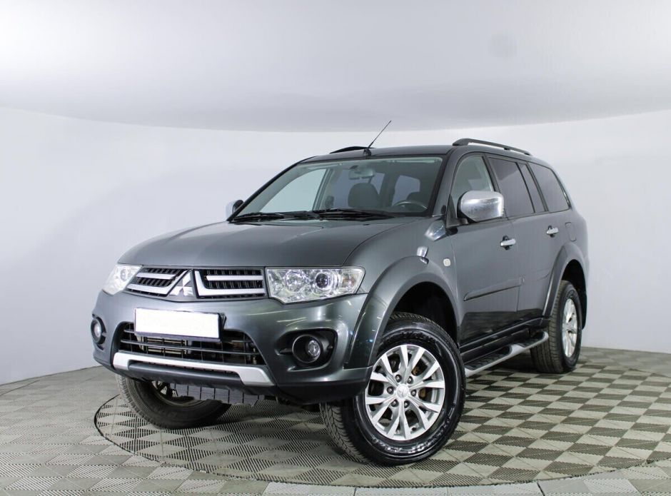 Mitsubishi Pajero Sport 2.5 АКПП, 2014, 110 000 км фото 1