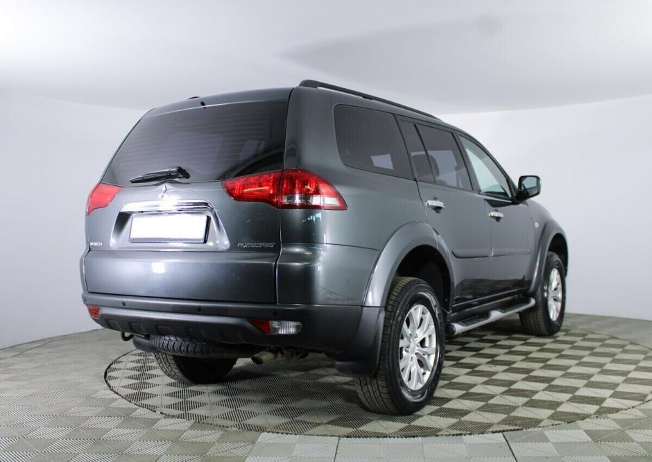 Mitsubishi Pajero Sport 2.5 АКПП, 2014, 110 000 км фото 2