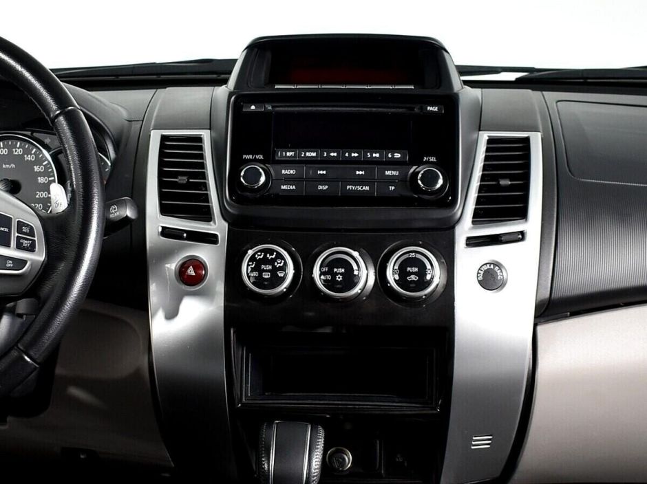 Mitsubishi Pajero Sport 2.5 АКПП, 2014, 120 000 км фото 7