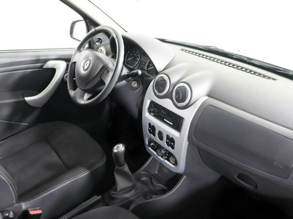 Renault Sandero 1.6 МКПП, 2014, 112 000 км фото 7
