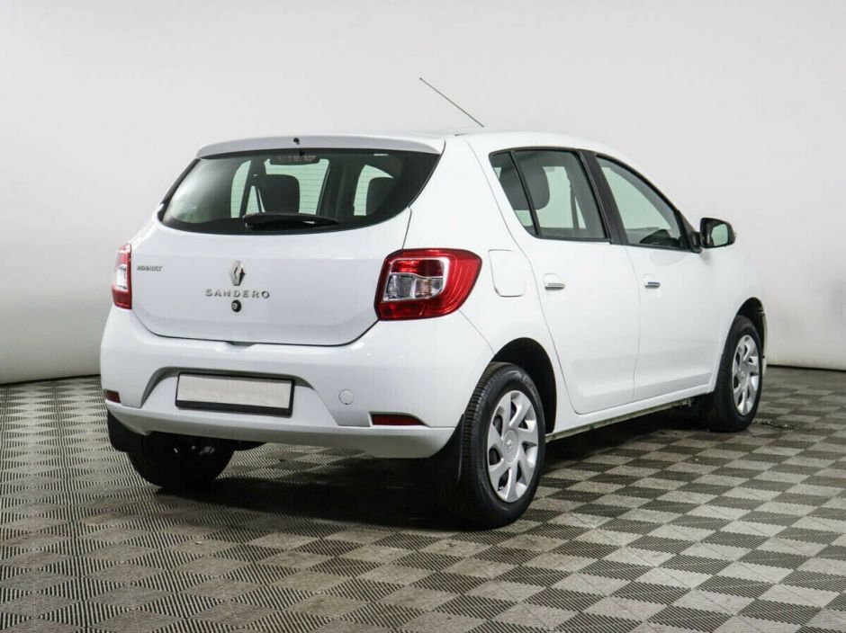 Renault Sandero 1.6 МКПП, 2017, 81 000 км фото 2