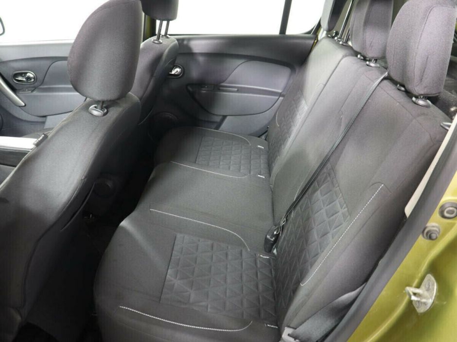 Renault Sandero 1.6 МКПП, 2017, 80 000 км фото 8