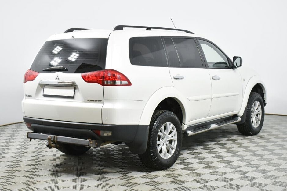 Mitsubishi Pajero Sport 2.5 АКПП, 2014, 111 000 км фото 2