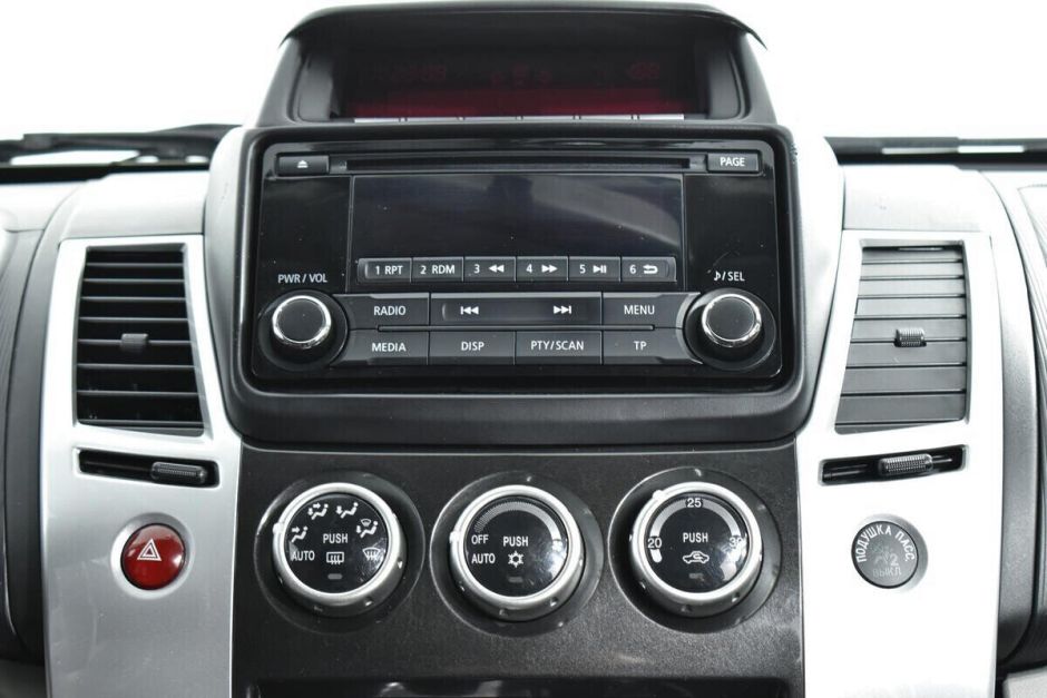 Mitsubishi Pajero Sport 2.5 АКПП, 2014, 111 000 км фото 7