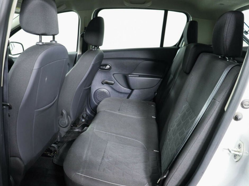 Renault Sandero 1.6 АКПП, 2019, 58 000 км фото 10