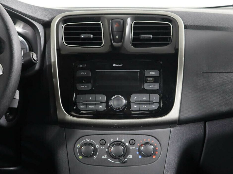 Renault Sandero 1.6 АКПП, 2020, 38 000 км фото 7