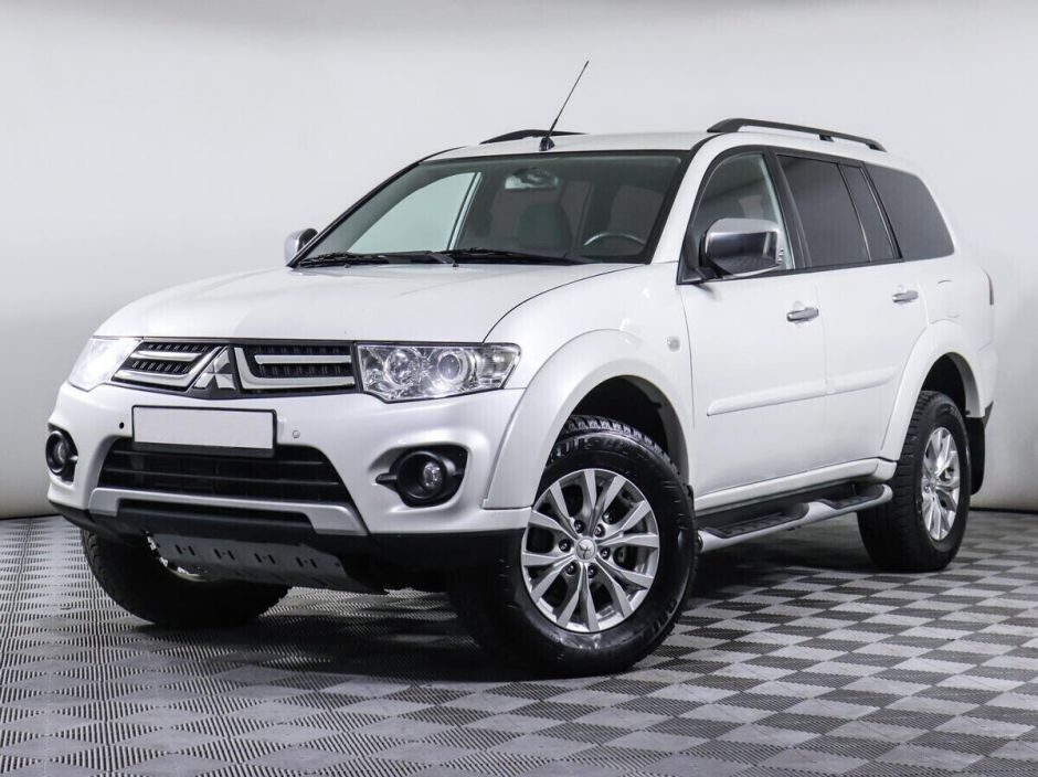 Mitsubishi Pajero Sport 2.4 АКПП, 2015, 107 000 км фото 1