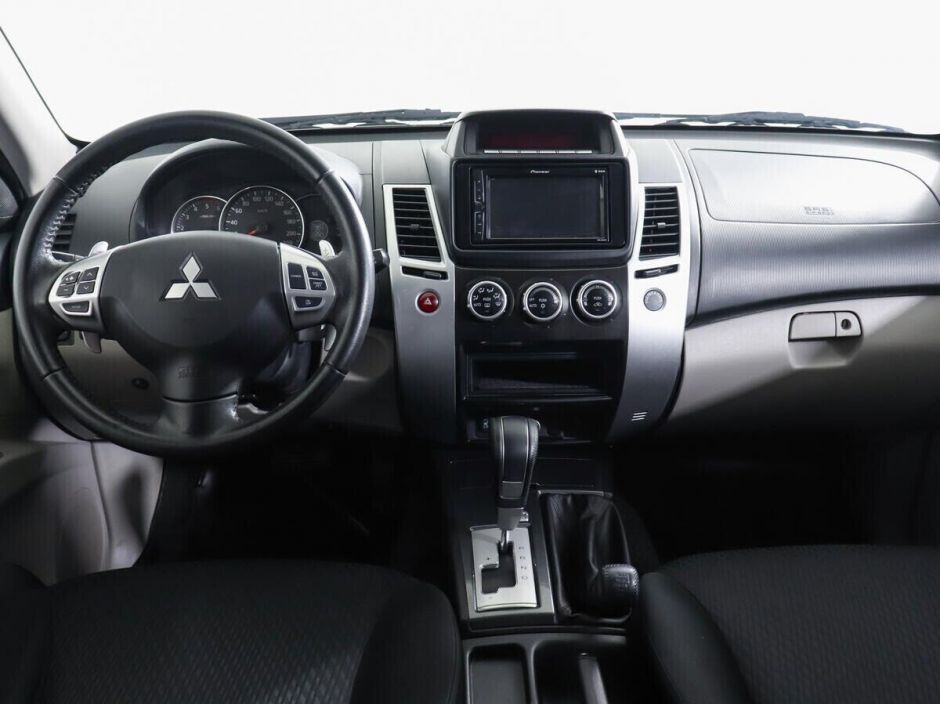 Mitsubishi Pajero Sport 2.4 АКПП, 2015, 107 000 км фото 6