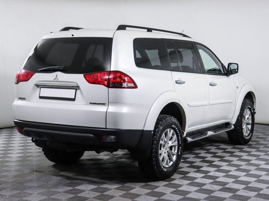 Mitsubishi Pajero Sport 2.4 АКПП, 2015, 107 000 км фото 2