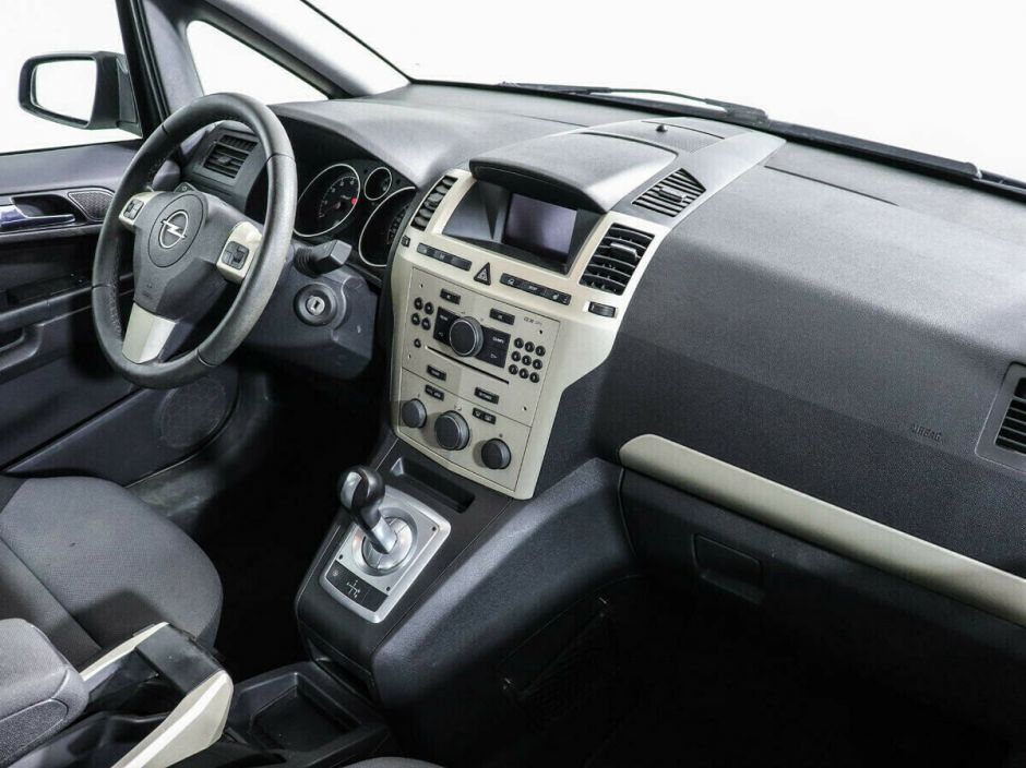 Opel Zafira 1.8 РКПП, 2009, 179 000 км фото 6