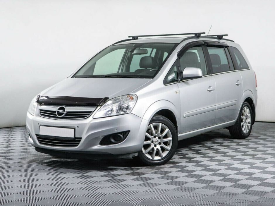 Opel Zafira 1.8 РКПП, 2012, 145 000 км фото 1