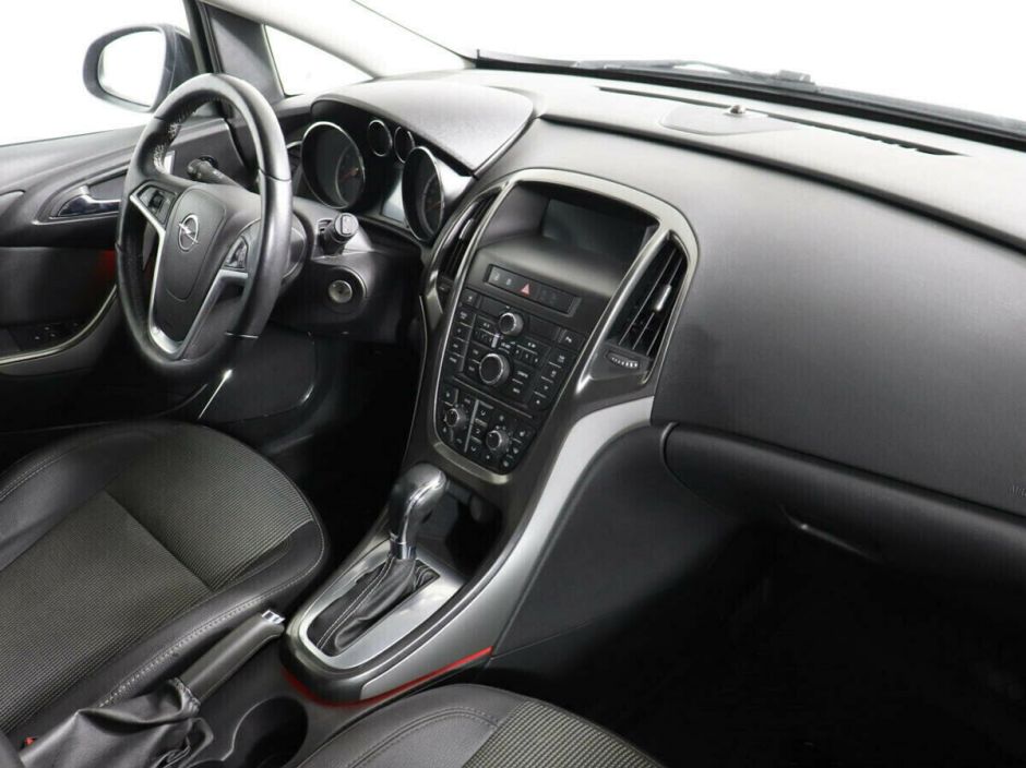 Opel Astra 1.4 АКПП, 2012, 143 000 км фото 6