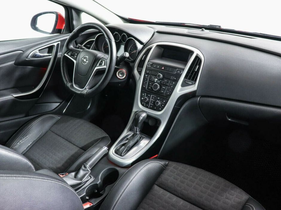 Opel Astra 1.4 АКПП, 2012, 144 000 км фото 7