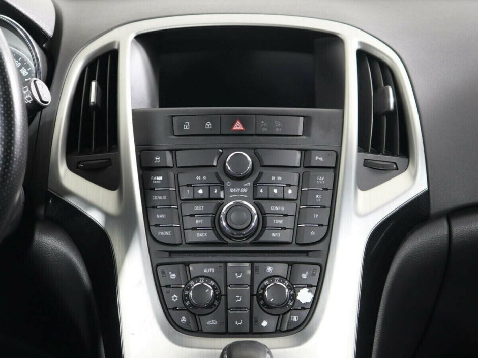 Opel Astra 1.4 АКПП, 2012, 143 000 км фото 8