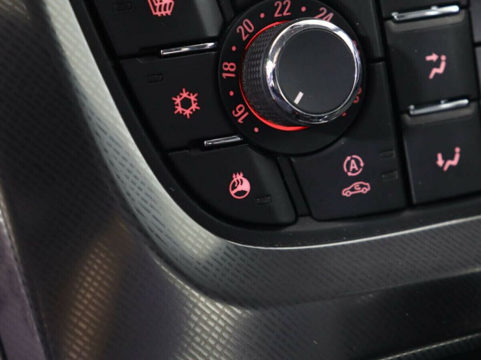 Opel Astra 1.6 АКПП, 2010, 157 000 км фото 9