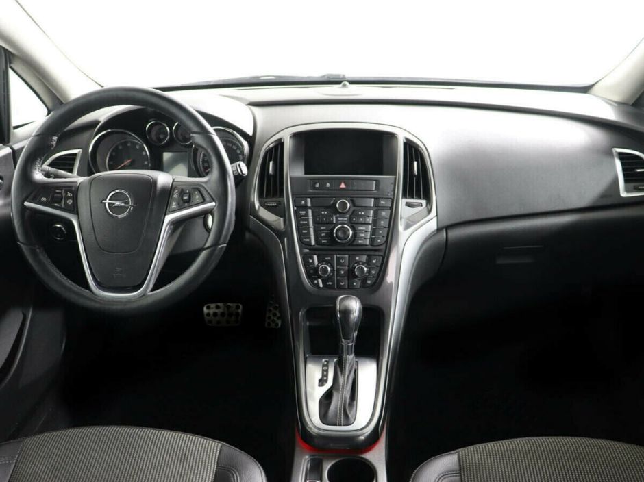 Opel Astra 1.6 АКПП, 2012, 144 000 км фото 6