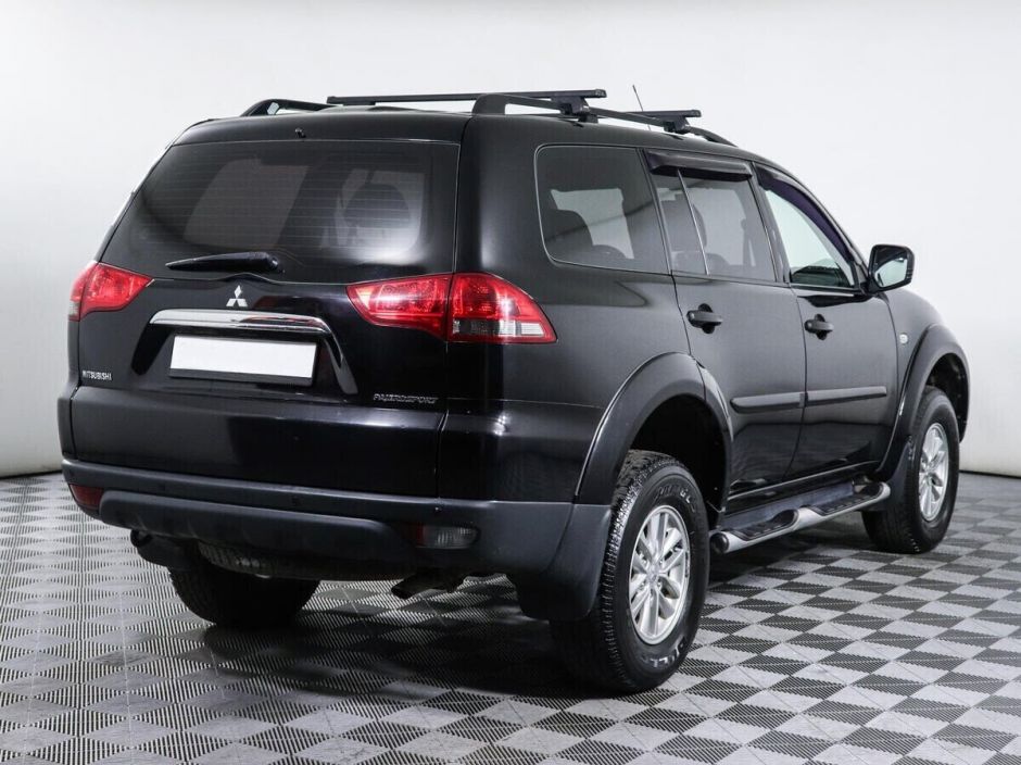 Mitsubishi Pajero Sport 2.4 МКПП, 2015, 102 000 км фото 2